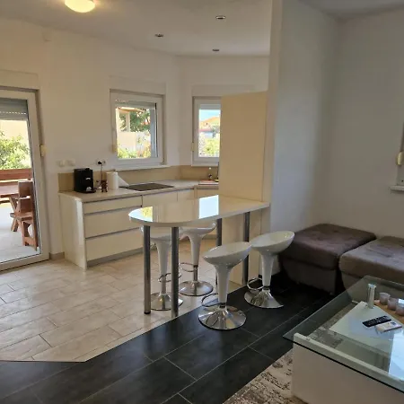 شقة Luca بولا